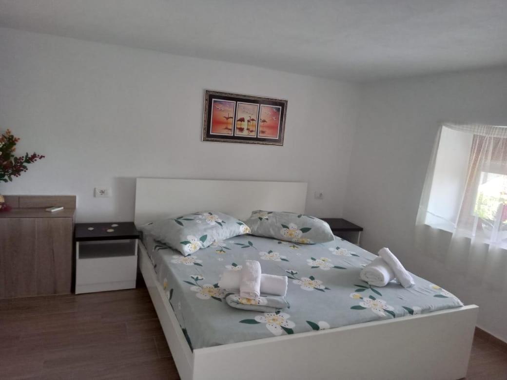 Vila Pasha Saranda Oda fotoğraf